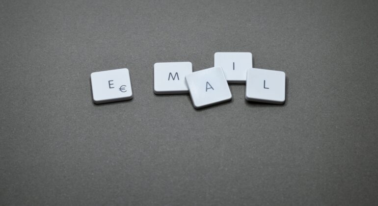 MailChimp Review: Features & Kosten
